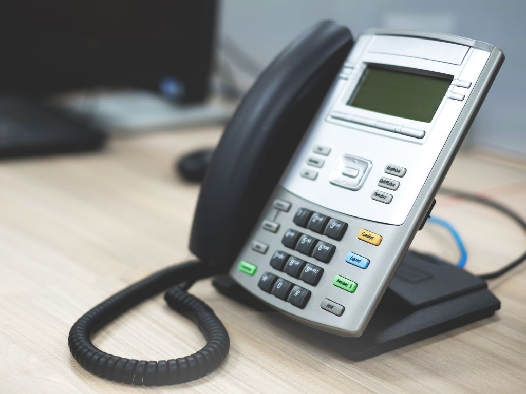 なぜ、“電話が鳴らない”のか？──現場の静けさが示す構造変化